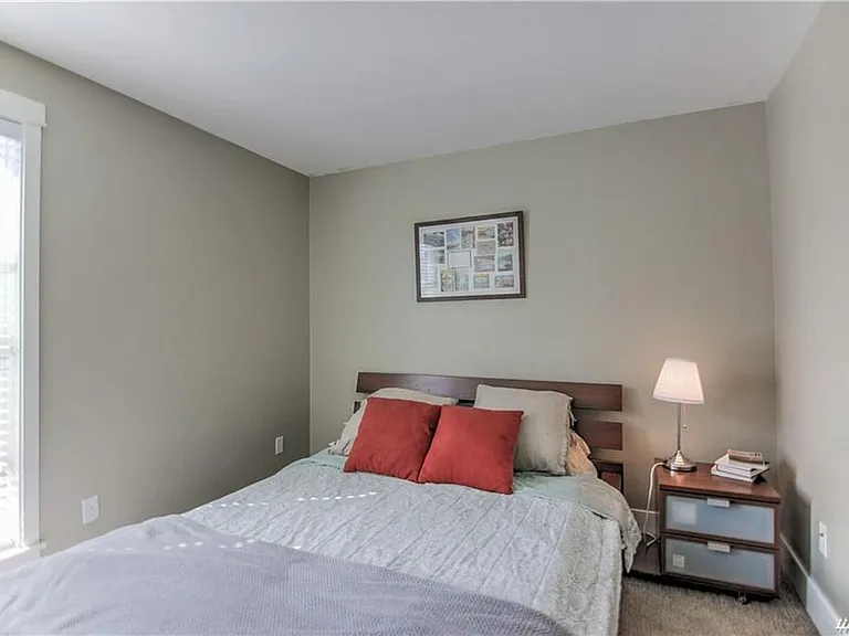 3657 Francis Ave N — Photo 7