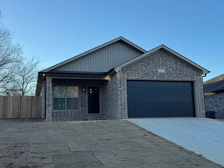 2312 Rector Rd — Photo 1