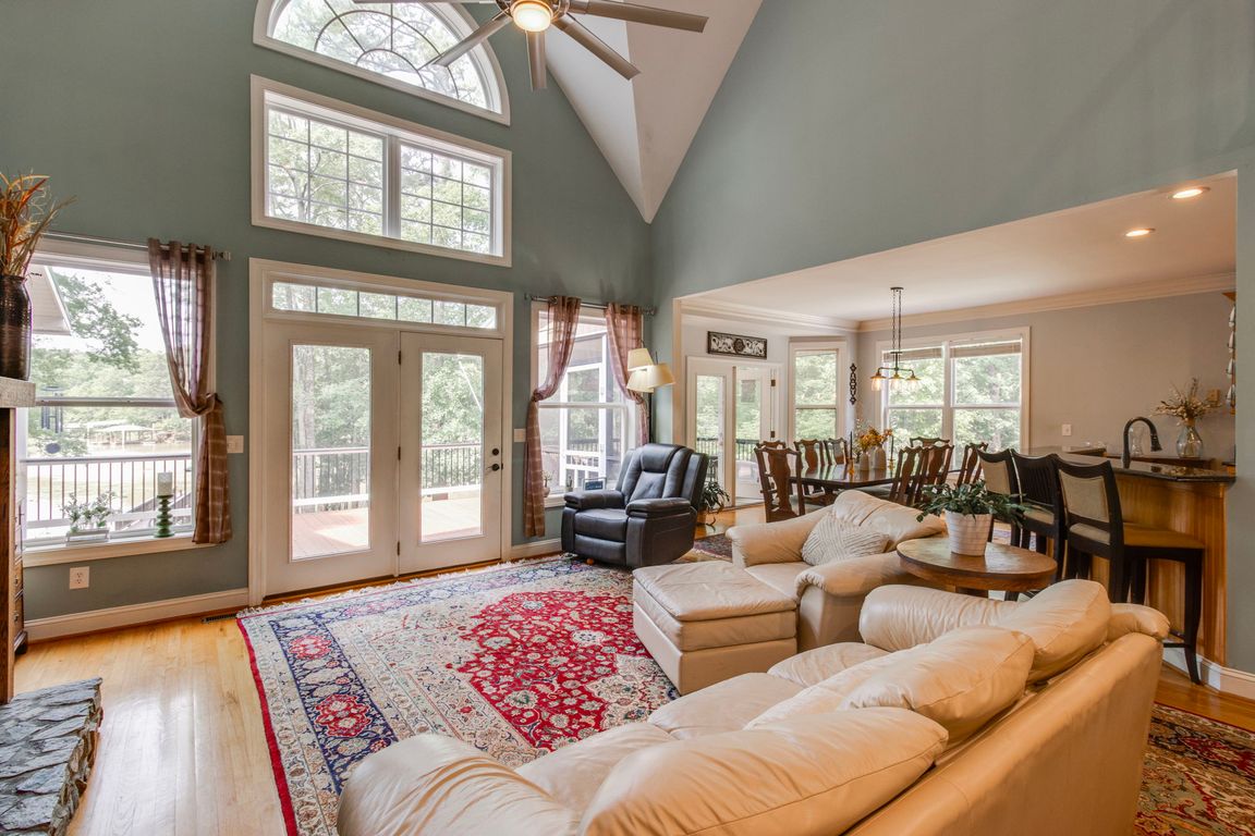 next background image