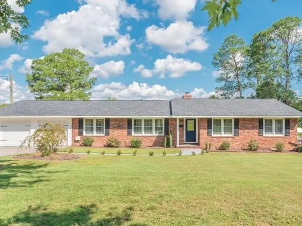 509 Laurel Dr, Graniteville, SC 29829