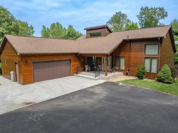 E9340 East Bay Lane, Wisconsin Dells, WI 53965