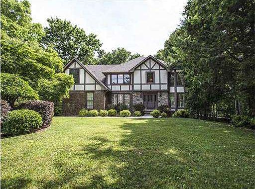 2nd image of 9403 Mountain Shadows Dr