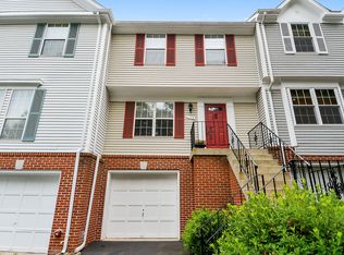 179 Sulgrave Ct, Sterling, VA 20165