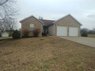 1009 Linwood Rd, Clinton, MO 64735
