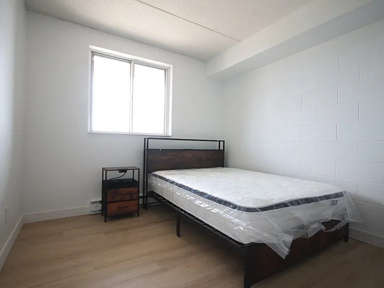 50 University Ave E #VIEWINGS — Photo 7