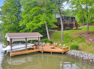 624 Sleepy Hollow Dr, Wirtz, VA 24184