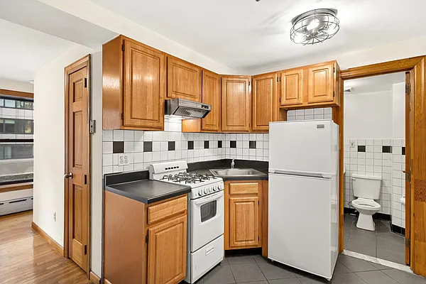 Rented by Corcoran | media 19