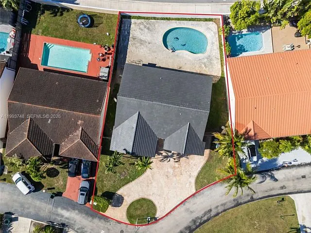 10290 SW 145th Pl — Photo 12