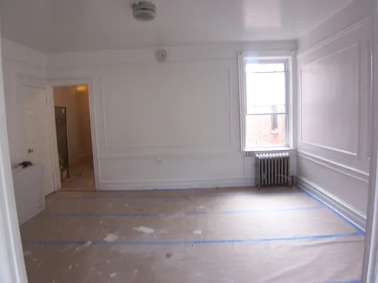 Rented by Heights Realty Advisors | media 30