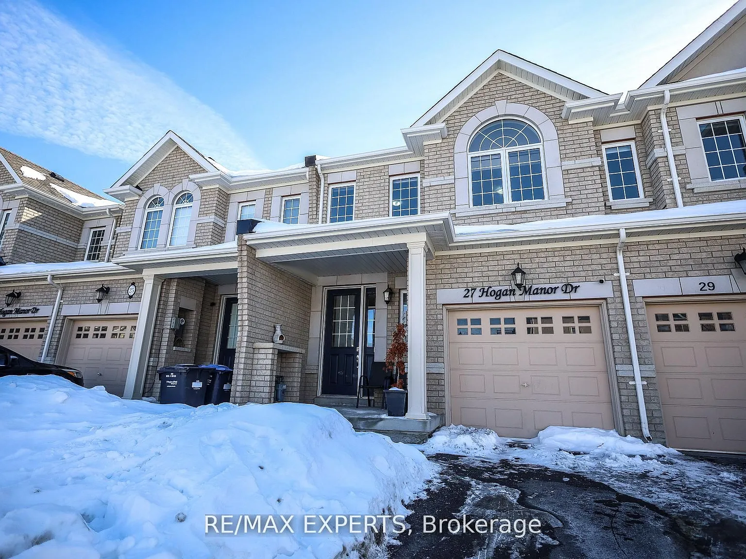 3 bed, $3,000 — Photo 2