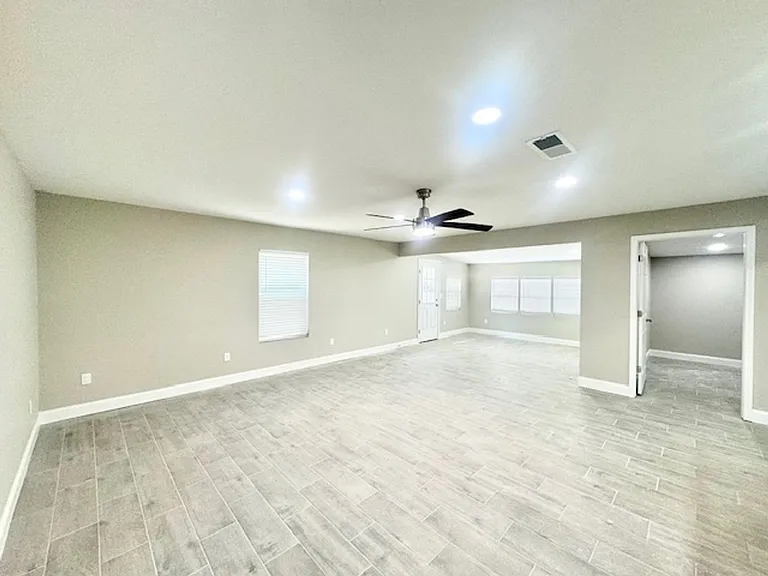 329 Edge Ave — Photo 25
