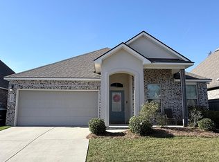 1008 Meridian Dr, Baton Rouge, LA 70820