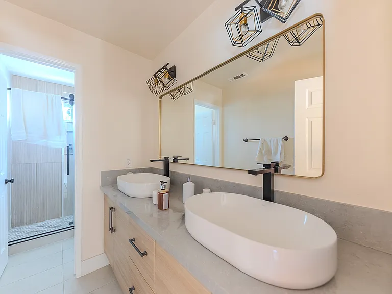 2416 Martingail Dr — Photo 27