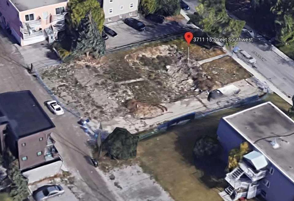 2nd image of 3711 15th St SW