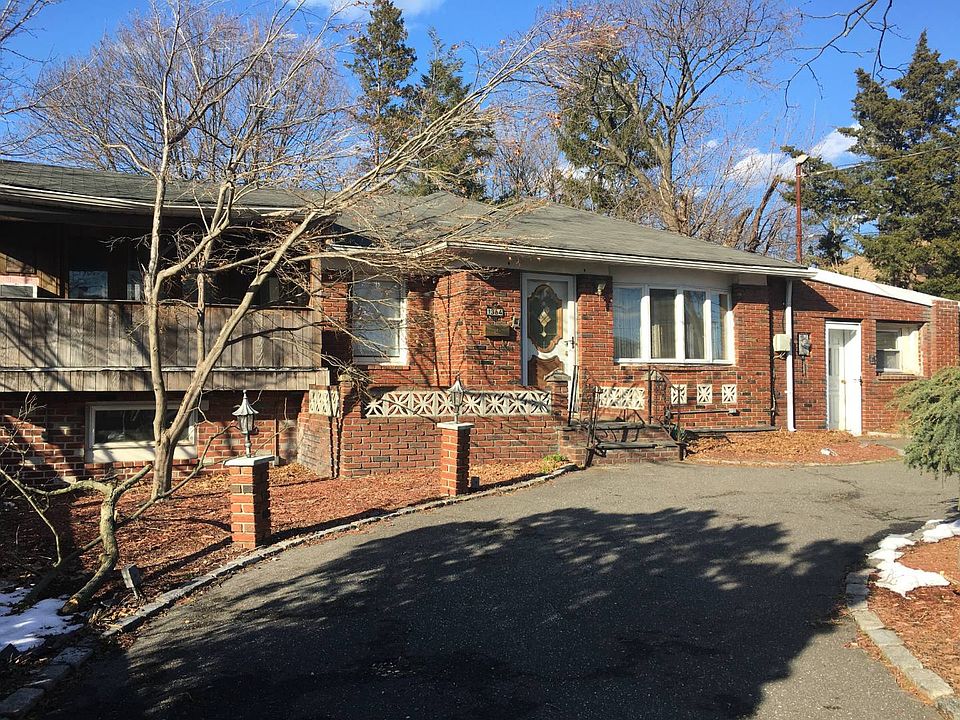 1st image of 1384 Star Ave