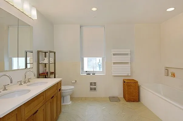 Rented by Compass | media 37