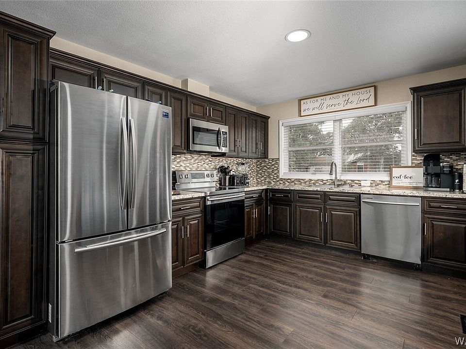 1st image of 3401 21st St