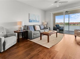 2730 Cypress Trace Cir APT 2834, Naples, FL 34119