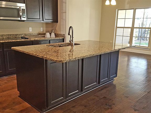 3rd image of 935 Springlane Dr #184-lot 184