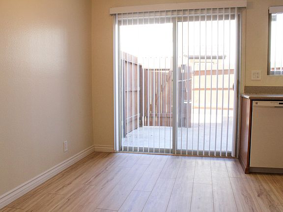 4th image of 4939 Nautilus St Unit C
