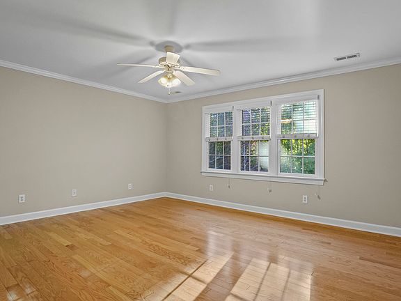 2nd image of 205 Saranac Ridge Dr