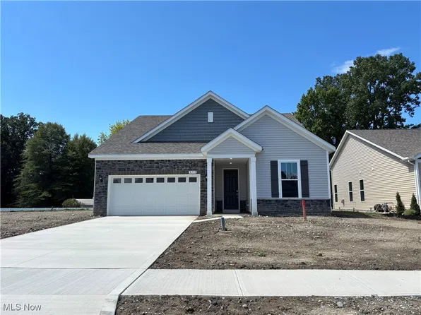 8298 Clydesdale Dr, Mentor, OH 44060