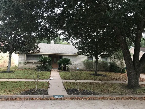 2027 Steamboat Run, Sugar Land, TX 77478