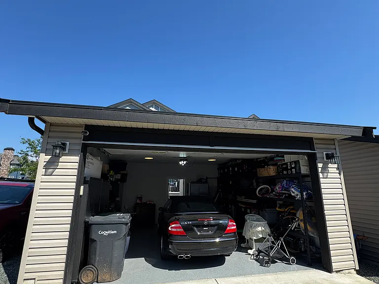 1250 Mitchell St — Photo 34