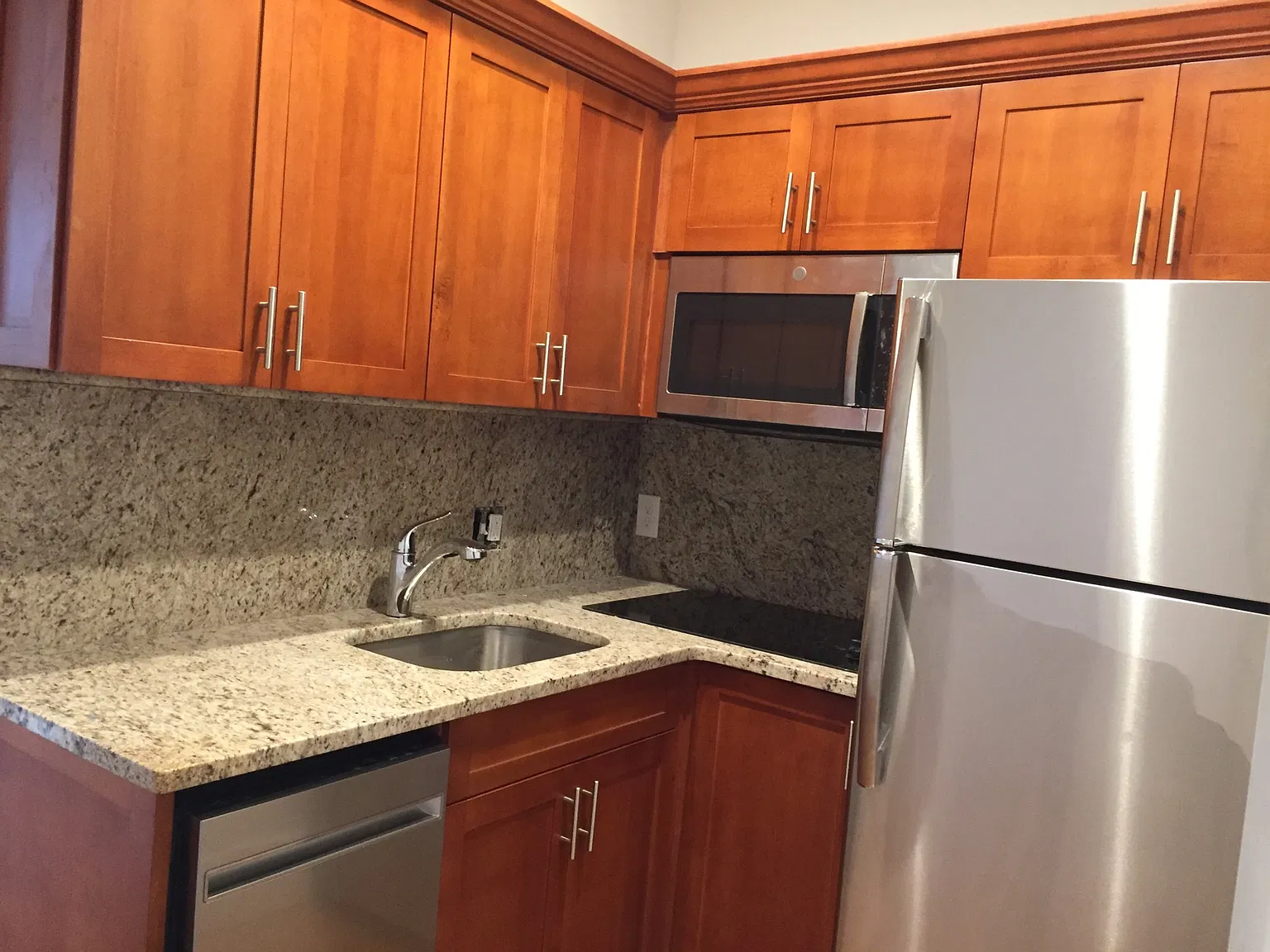 1 bed, 999 sqft, $4,500 — Photo 4