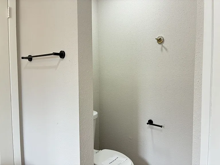 4211 Autumn Meadow Dr — Photo 14