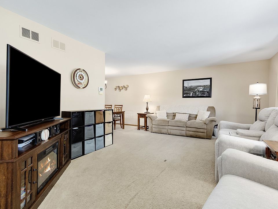 7324 W 152nd St #73, Orland Park, IL 60462 | MLS #12710497 | Zillow