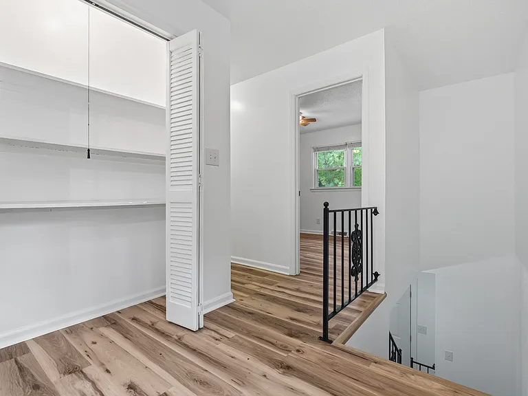 528 River Oak Dr — Photo 30