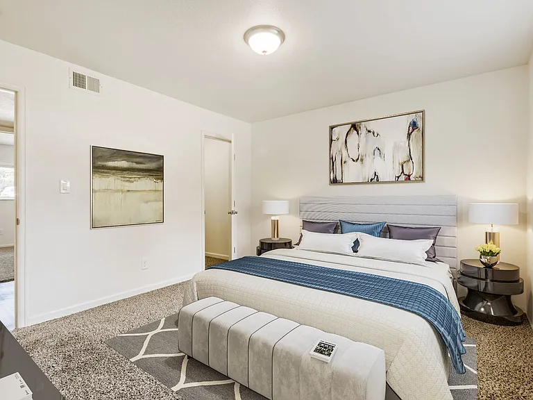 Lakemont Apartments — Photo 38