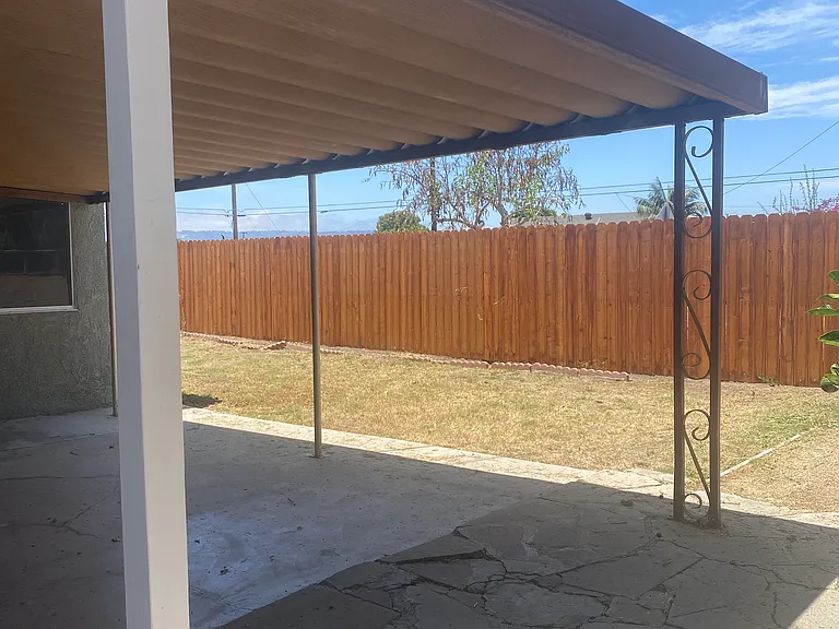 21109 S Van Deene Ave — Photo 14