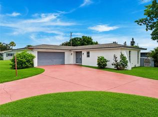 1681 Country Club PKWY, LEHIGH ACRES, FL 33936