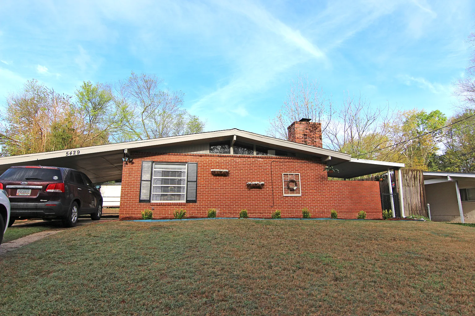 5429 Mariner Dr photo 1