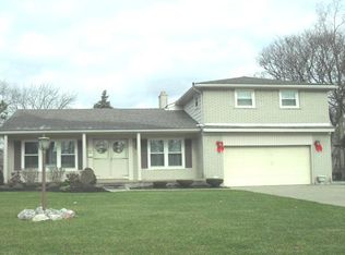 17282 Shervilla Pl, Southfield, MI 48075