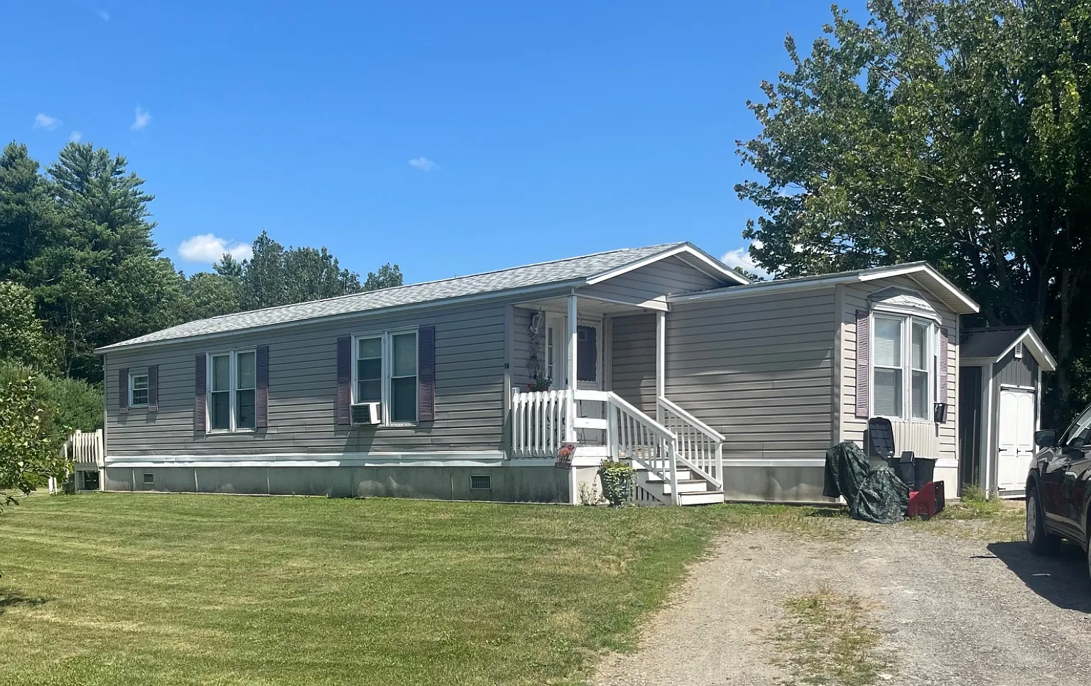 6 Dixon Dr. - 31 Cedar — Photo 1
