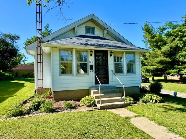 805 Smith St, Salem, IN 47167