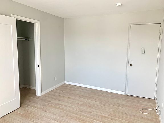 3rd image of 225 E Broadway #3N