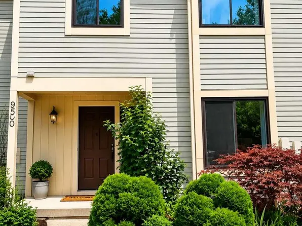 95 Dorset Dr, Marlton, NJ 08053