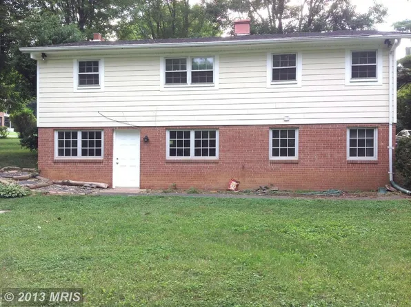 731 Miller Ave, Great Falls, VA 22066