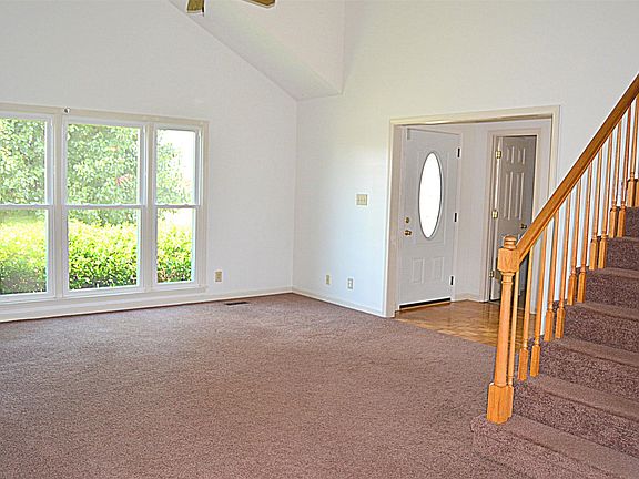 3rd image of 1247 Archwood Dr