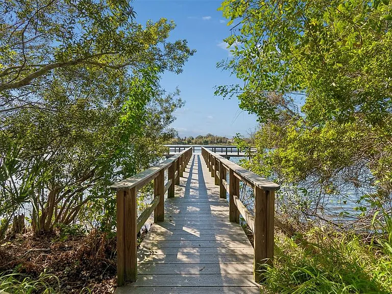 10687 Lake Montauk Dr — Photo 45