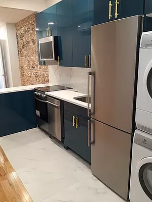 Rented by Evergreen Realty & Investments | media 9