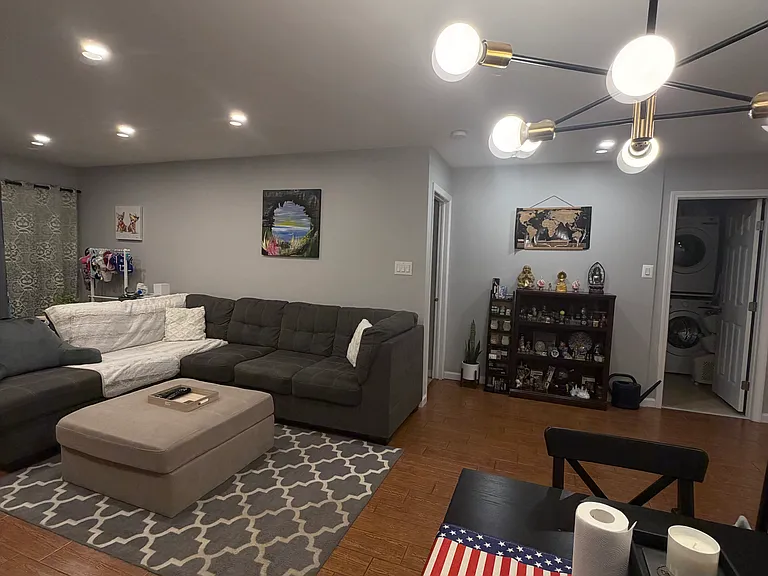 2857 Yarling Ct — Photo 4