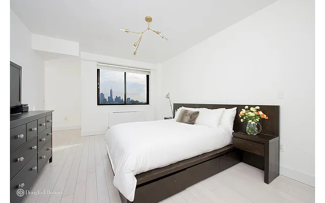 Sold by Douglas Elliman | media 25