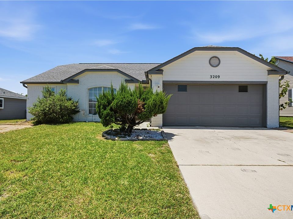 1st image of 3209 Carpet Ln