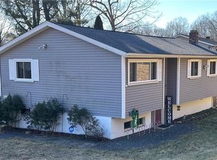 352 Mountain St, Willimantic, CT 06226