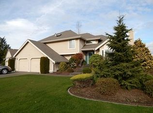 2033 20th St SE, Puyallup, WA 98372